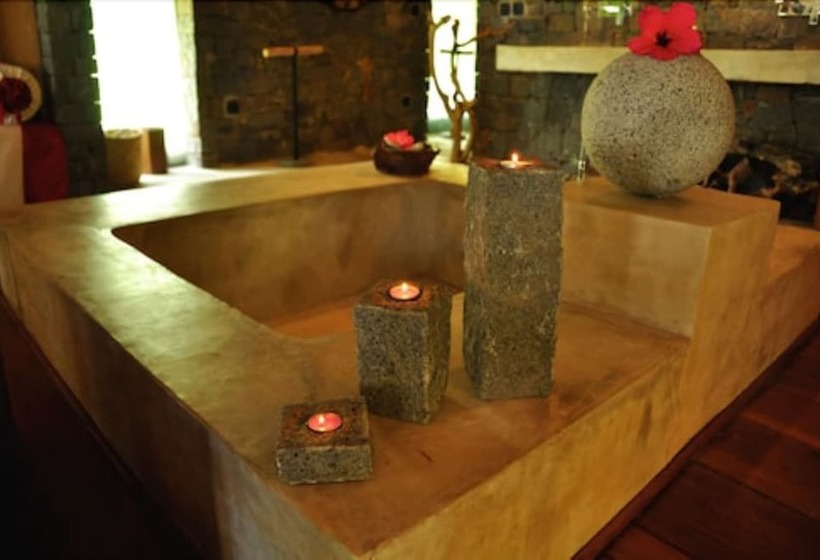هتل Princesse Bora Lodge & Spa