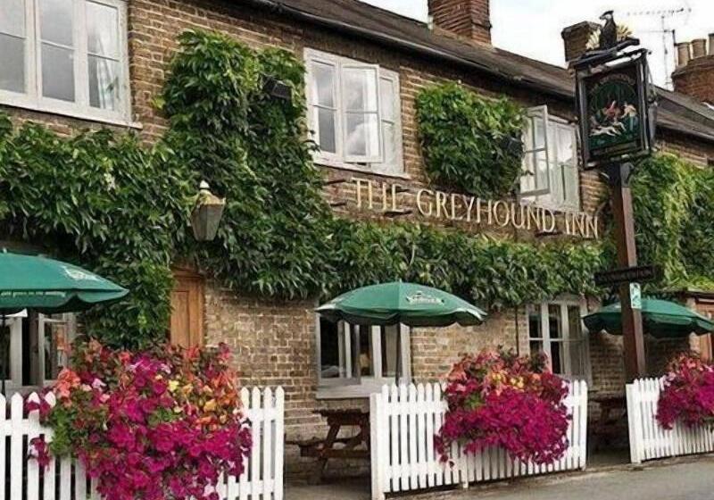 Отель The Greyhound Inn Aldbury