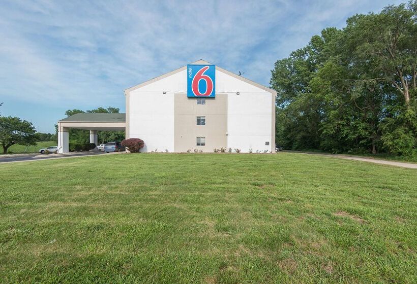 Motel 6 Lawrence, Ks