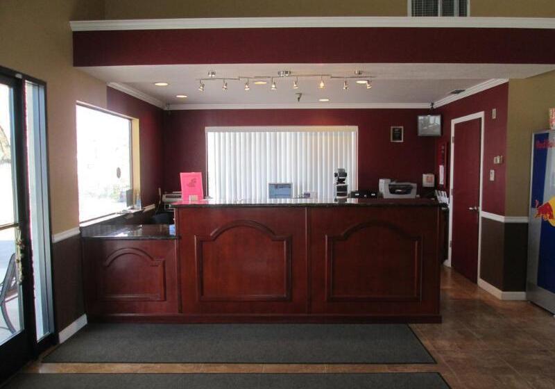 مُتل Valley Oaks Inn Woodland