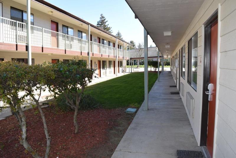 مُتل Valley Oaks Inn Woodland