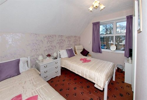پانسیون Cherry Grove Guest House
