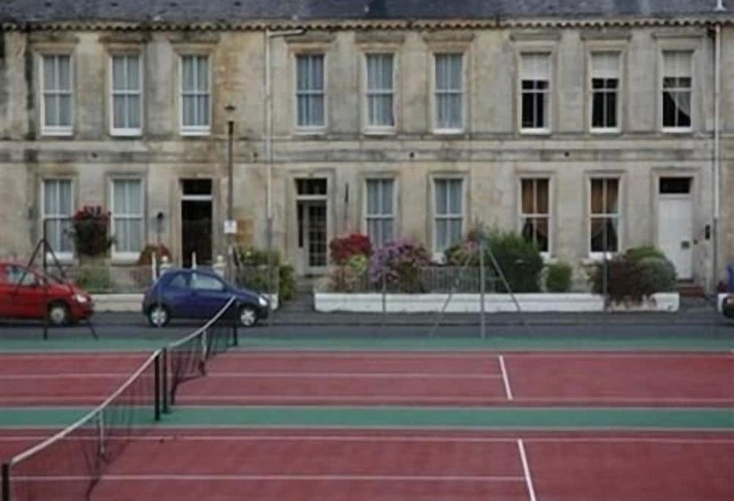 پانسیون Eglinton Guest House