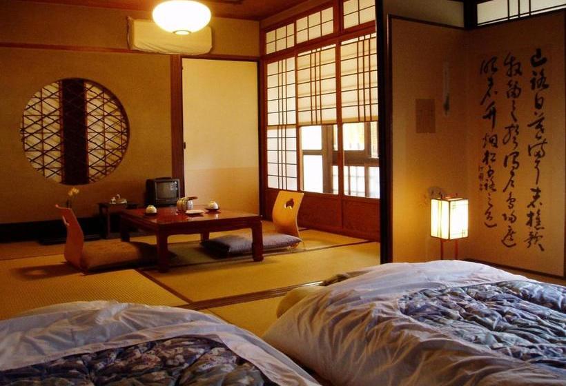 بنسيون Inn Kawashima