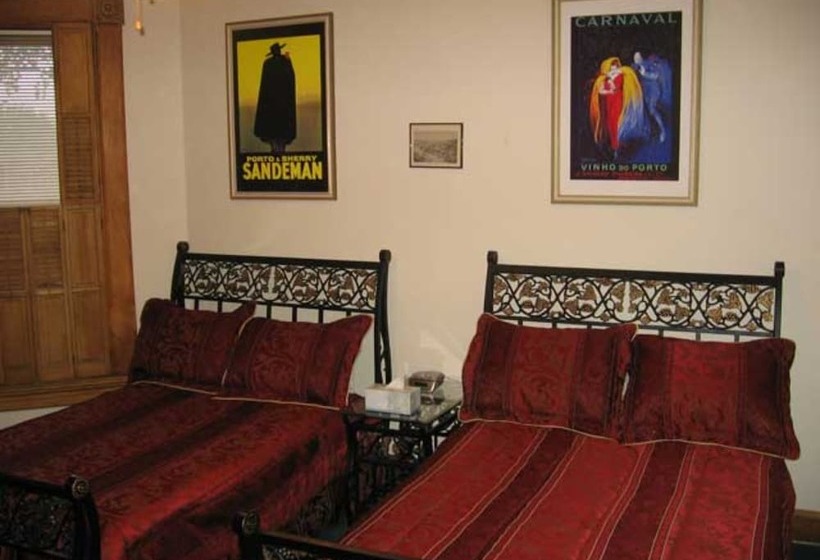 پانسیون Inn Port Guesthouse