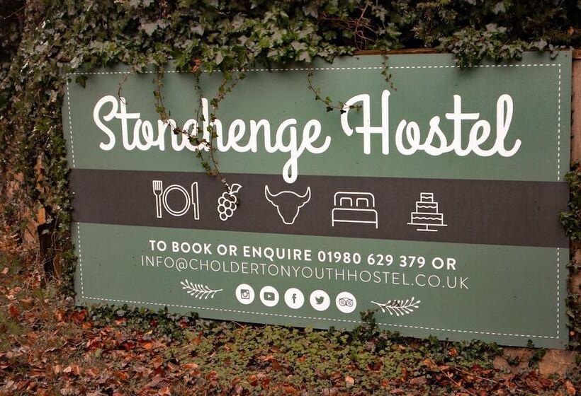 Stonehenge Hostel