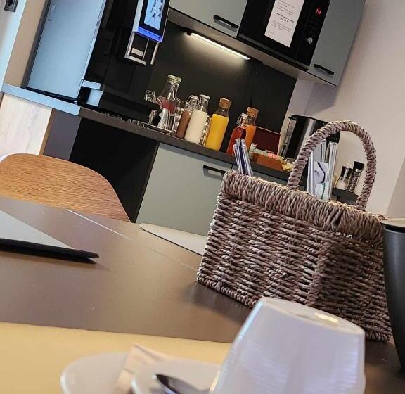 مبيت وإفطار Leni S Mountain Appartements