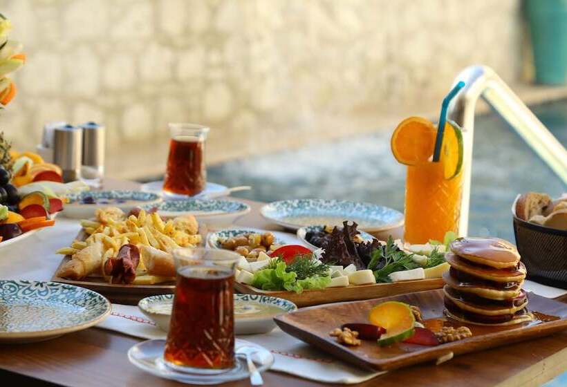 هتل Ariel Plus Alaçatı
