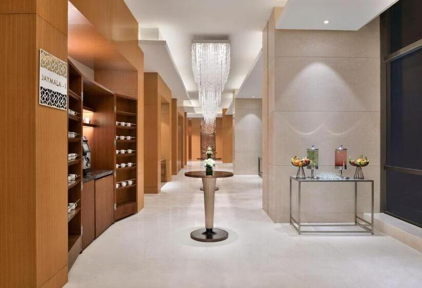 هتل Courtyard By Marriott Navi Mumbai