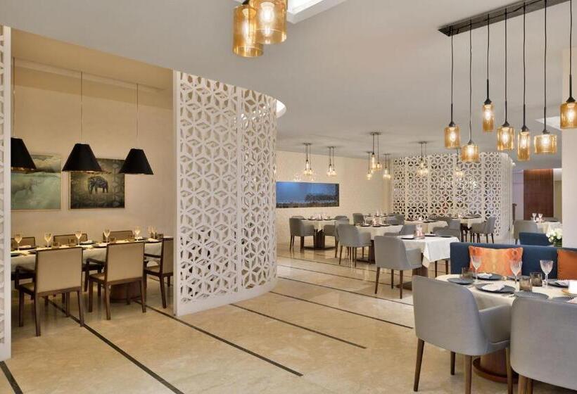 هتل Courtyard By Marriott Navi Mumbai