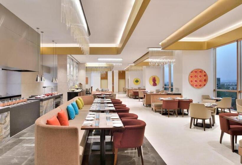 هتل Courtyard By Marriott Navi Mumbai