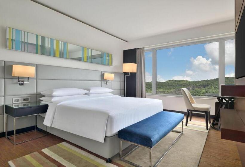 هتل Courtyard By Marriott Navi Mumbai