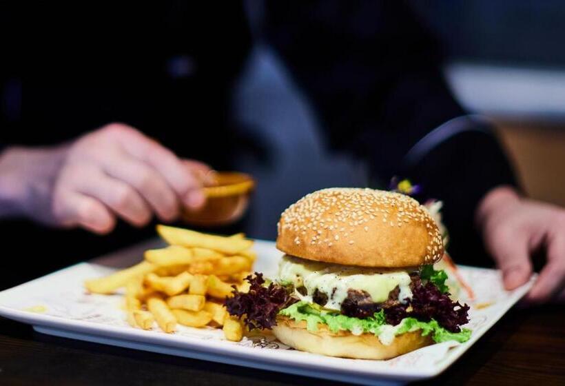 בית מלון כפרי Four Points By Sheraton Yiyang