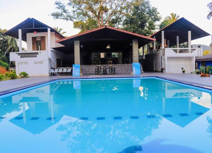 ホテル Mahagedara Grand