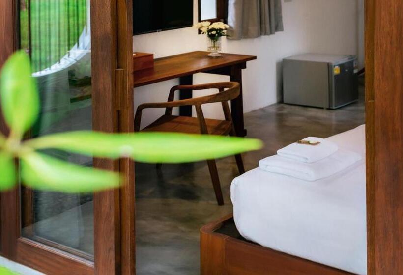 هتل Phang Nga Origin
