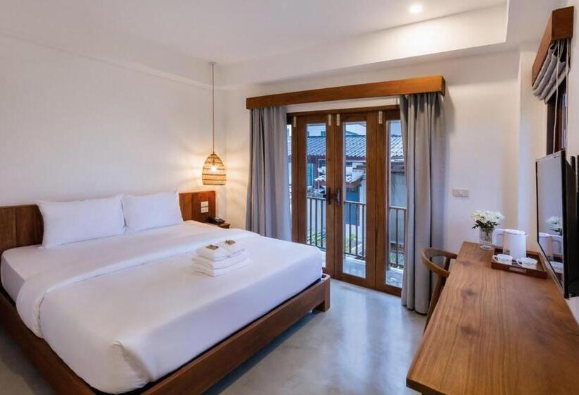 هتل Phang Nga Origin