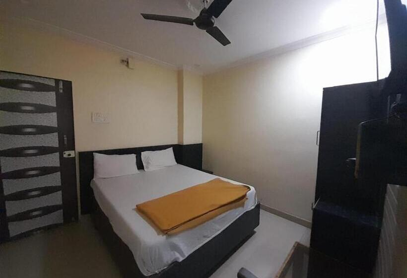 هتل Shubham Park By Wb Inn