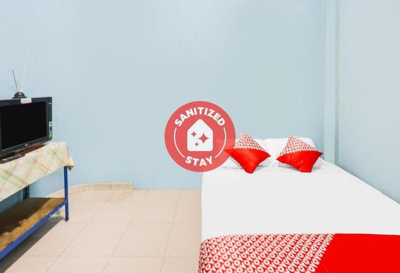בית מלון כפרי Spot On 92072 Restu Ibu Homestay Syariah