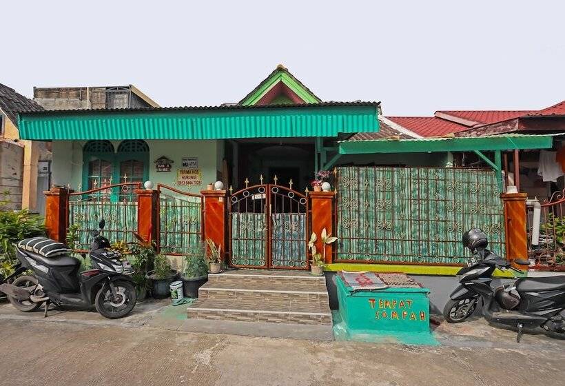 فندق Spot On 92115 Homestay Bude Sri