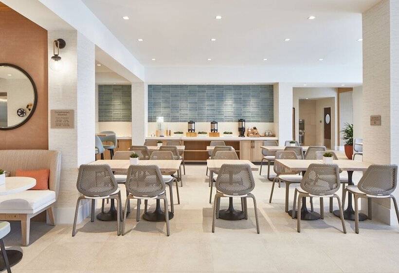 هتل Springhill Suites By Marriott Jacksonville Beach Oceanfront