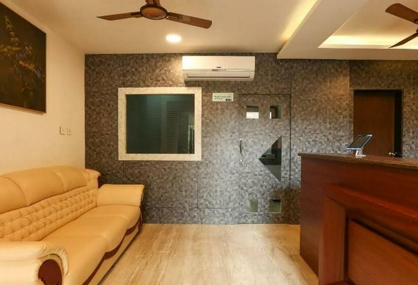 Отель Collection O Venky S Stay Inn