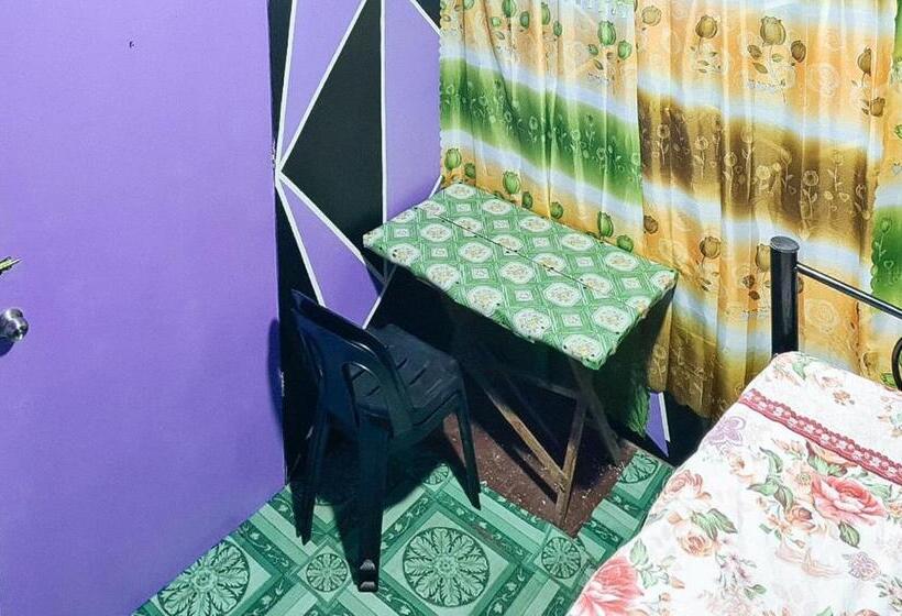 هتل Yuzon Bedspace Transient Home & Staycation