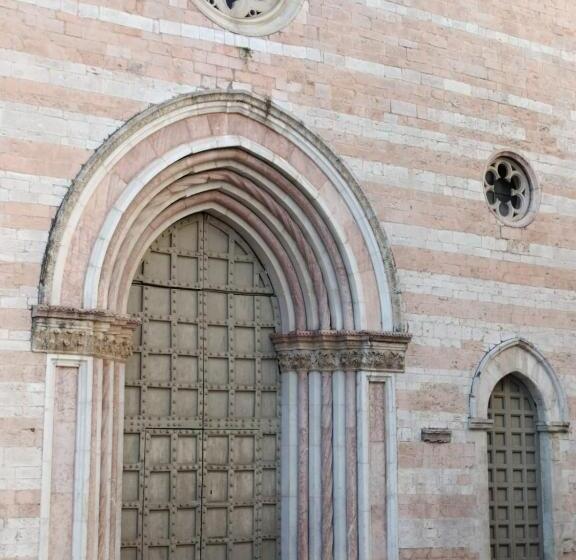 پانسیون Appartamento Porta Est