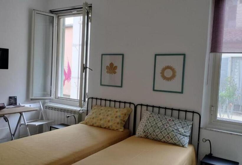 پانسیون Appartamento Porta Est