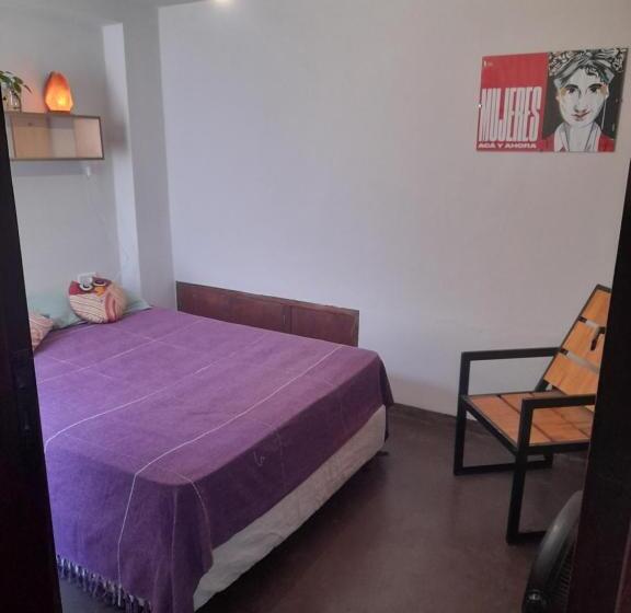 پانسیون Casabunda Multiespacio, Habitación Privada En El Centro