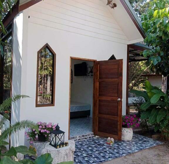 بنسيون Naka Diamond Home