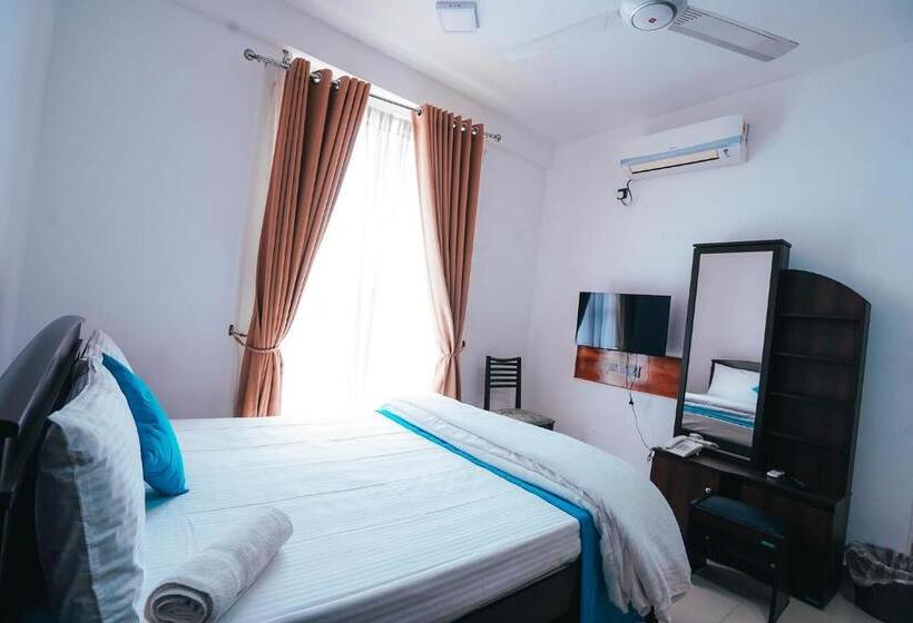 پانسیون Sun Ray Rest House