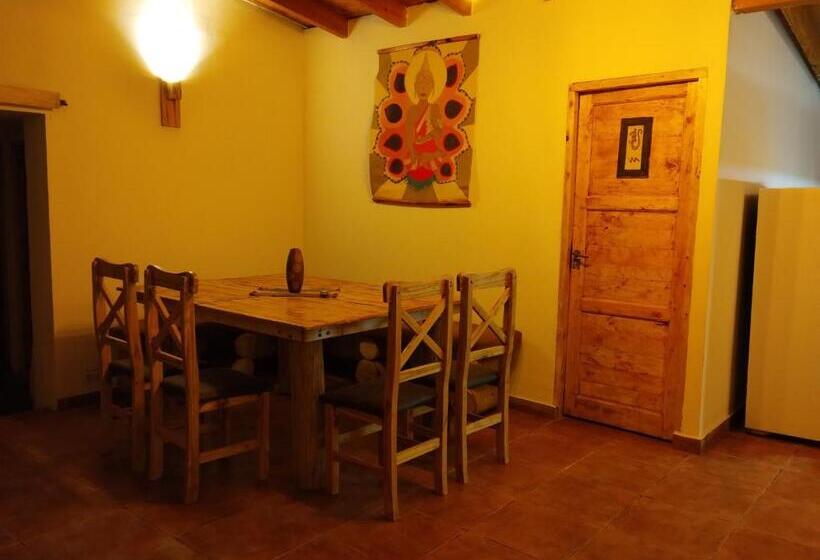 هاستل La Posada De Buda