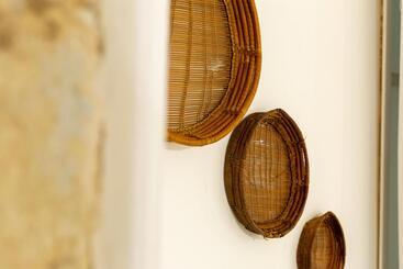 تختخواب و صبحانه Crobi Museum And Suites