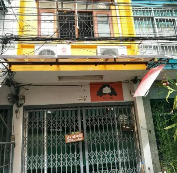 تختخواب و صبحانه 曼谷赵小姐的店misszhao Hostel