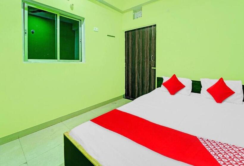 Flagship Hotel Lotus Inn & Banquet