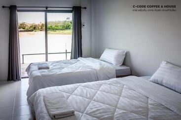 هتل C Code Resort