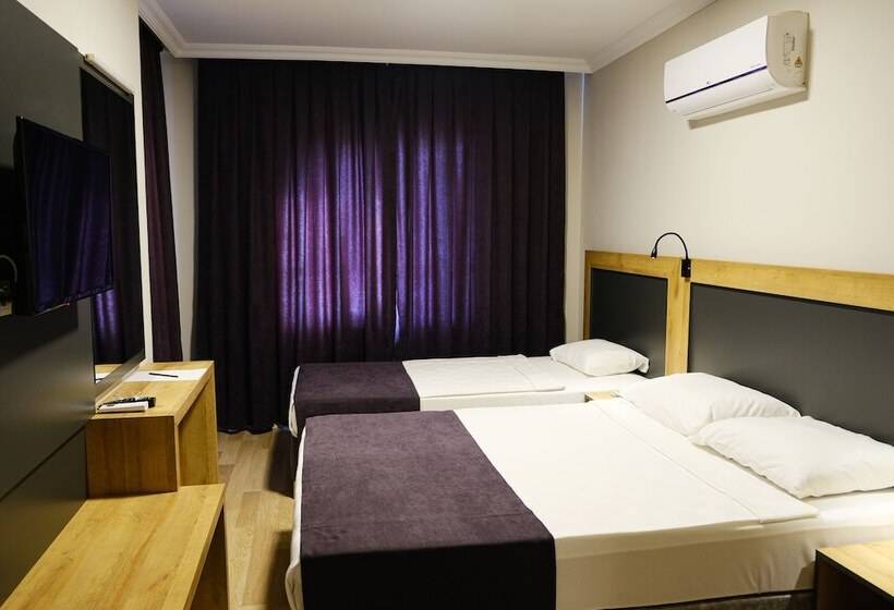 호텔 Club Wasa Holiday Village