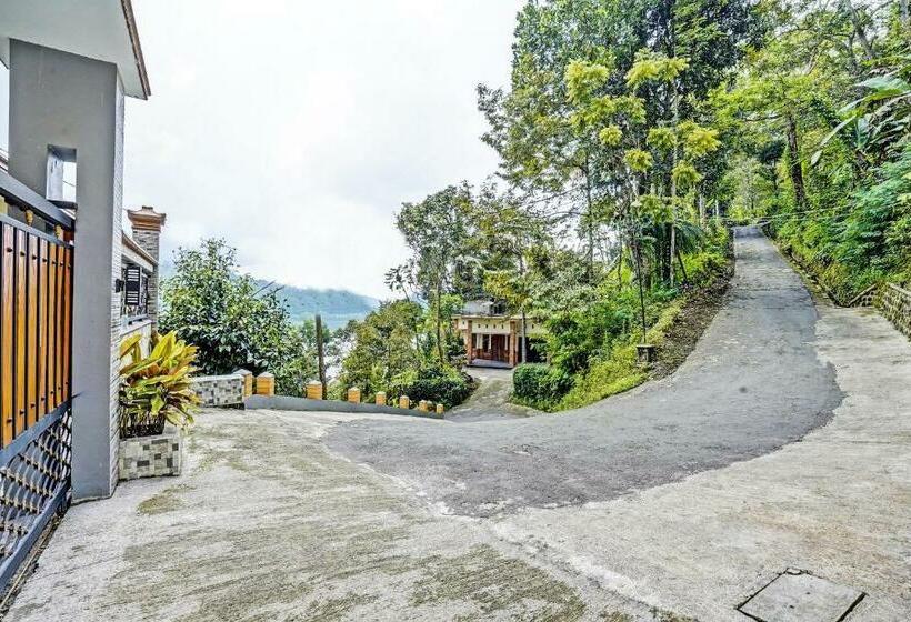 호텔 Oyo 92049 D Jamus Resort Telaga Ngebel