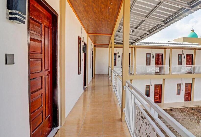 هتل Oyo 92054 Gala Residence