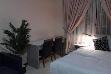 پانسیون Fresh Air Lodge