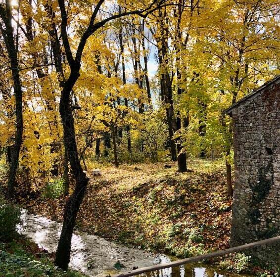 펜션 Le Moulin Du Rubeguet