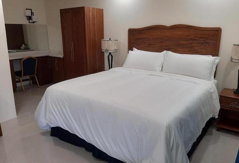 هاستل Pesheres Inn & Spa