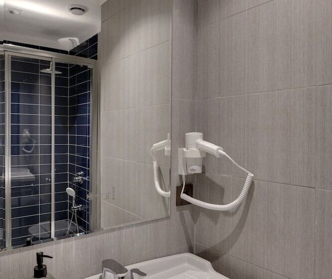 هتل 21 Rooms