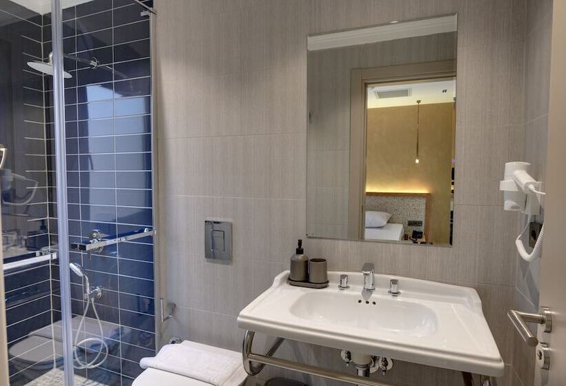 هتل 21 Rooms