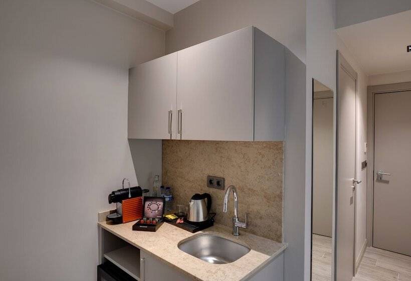 هتل 21 Rooms