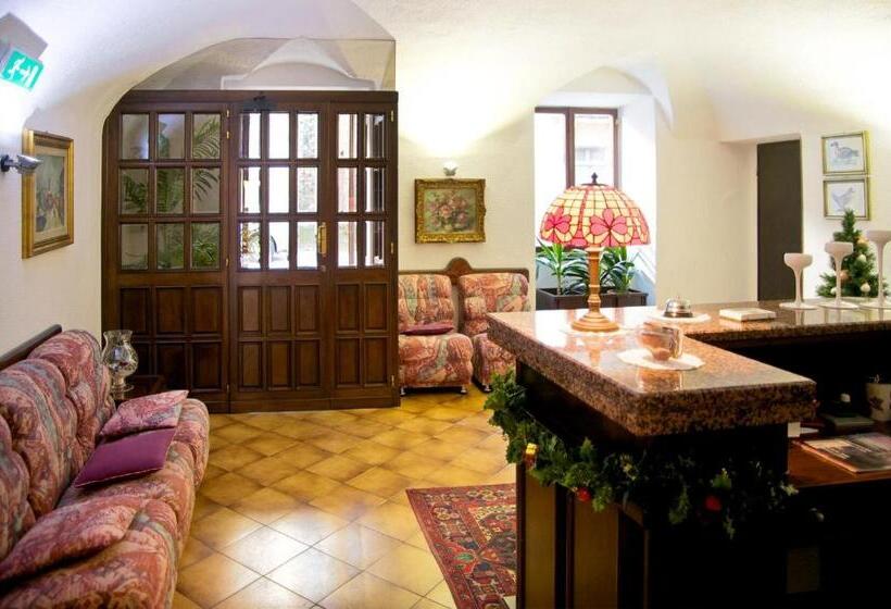 ホテル Albergo Ponte Di Nava