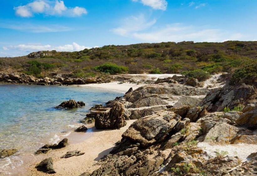 هتل Baia Aranzos
