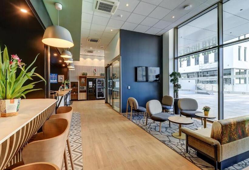 B&b Hotel Dijon Valmy Toison D Or