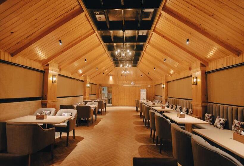 酒店 Clarks Inn Express , Dehradun