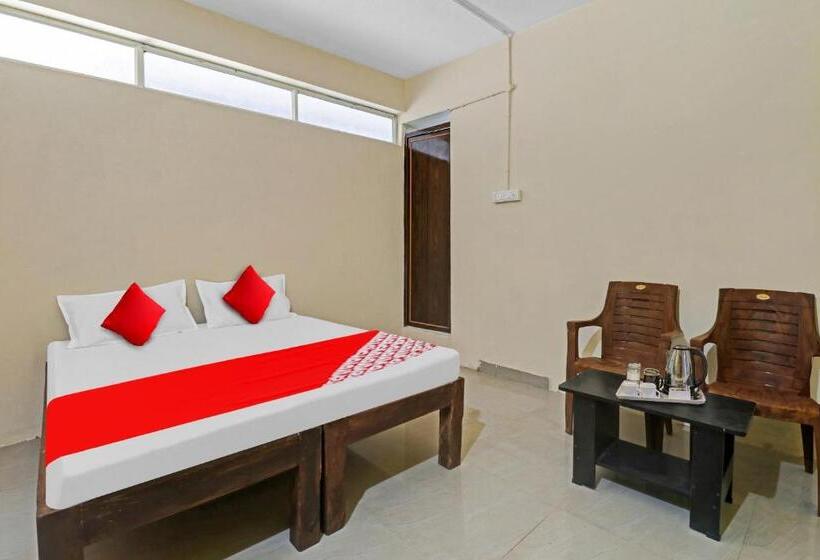 Hotel Flagship Sri Sai Boarding And Lodging